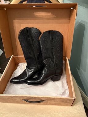 Lucchese Black Leather Western Cowboy Boots